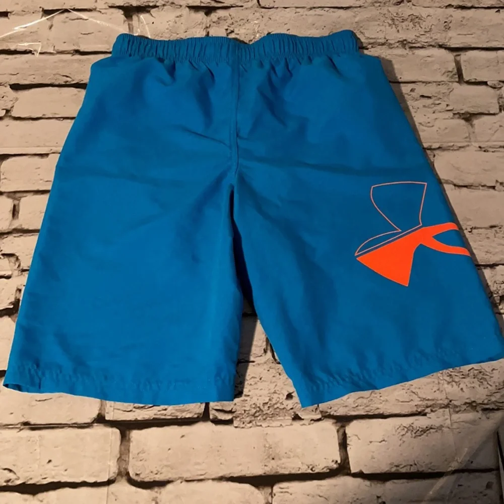 Boys UnderArmour Swim Trunks - like new